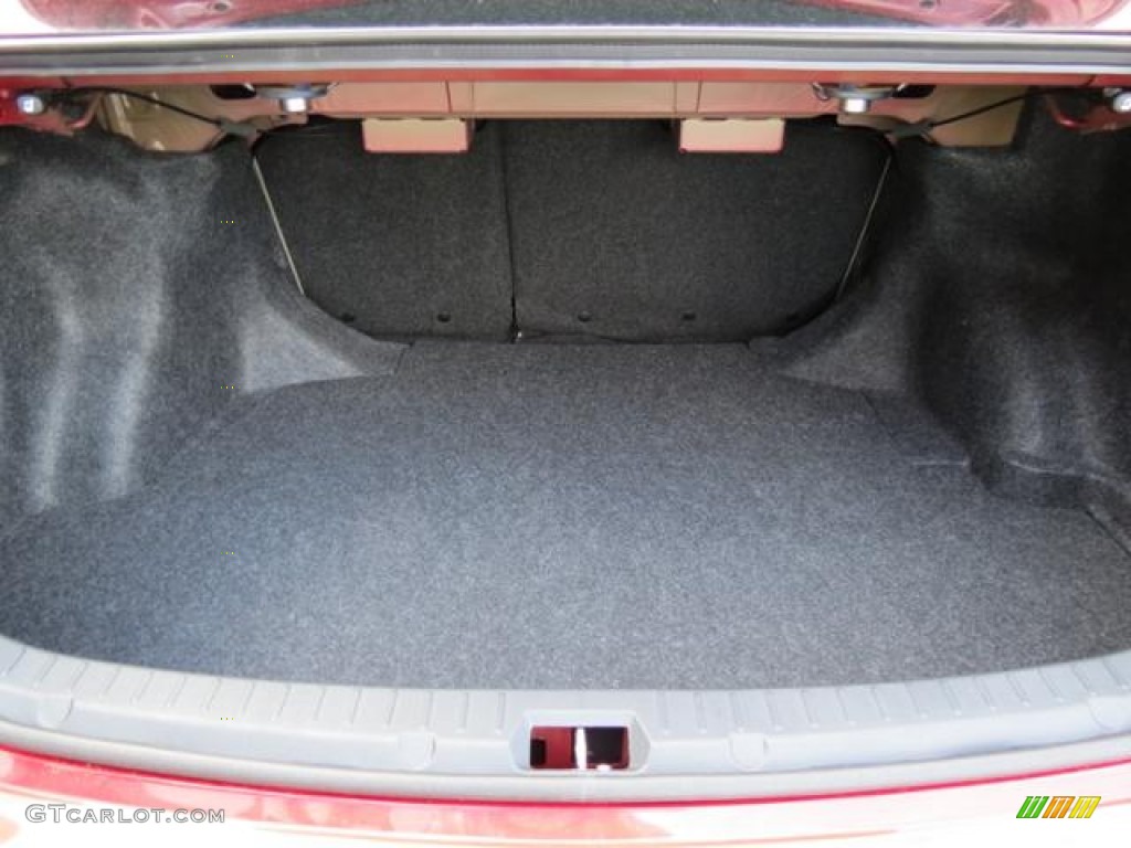 2013 Toyota Corolla LE Trunk Photo #80892672