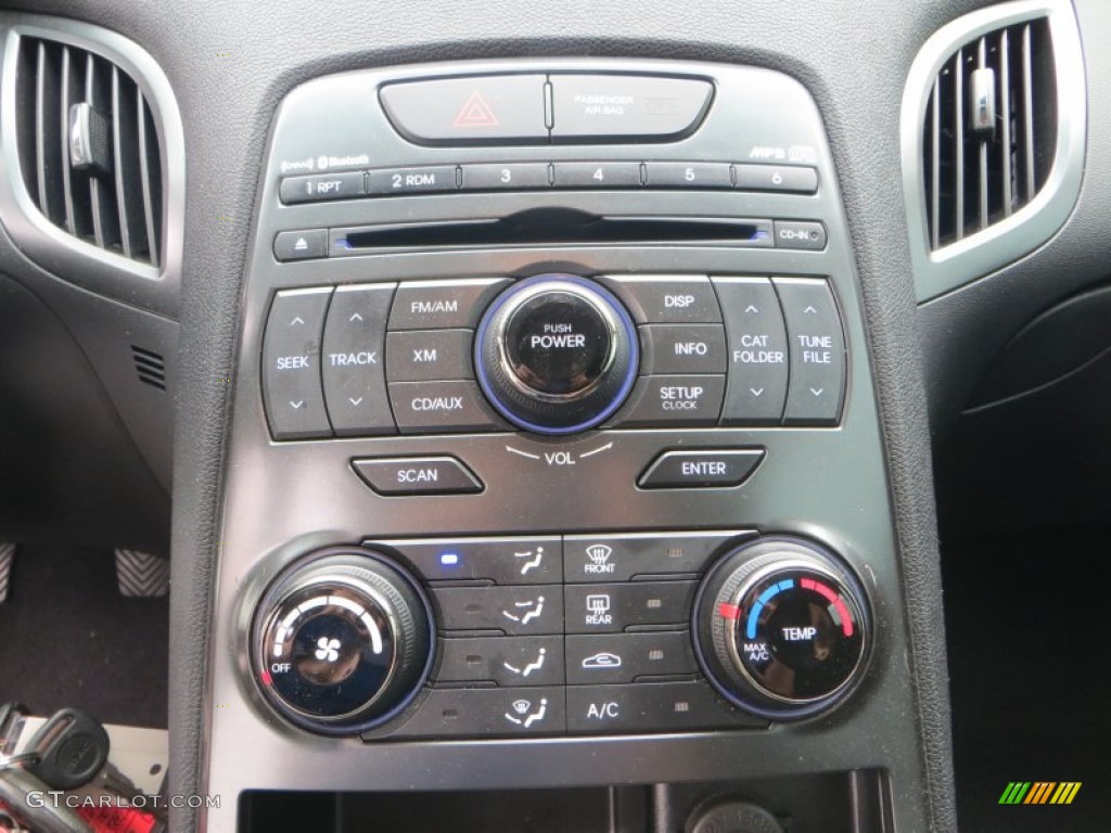 2011 Hyundai Genesis Coupe 2.0T Controls Photo #80893036