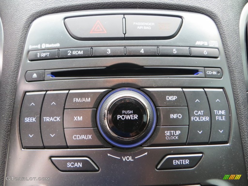 2011 Hyundai Genesis Coupe 2.0T Controls Photo #80893045