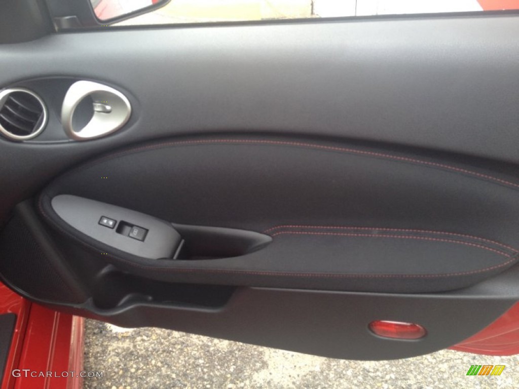 2009 Nissan 370Z NISMO Coupe Door Panel Photos