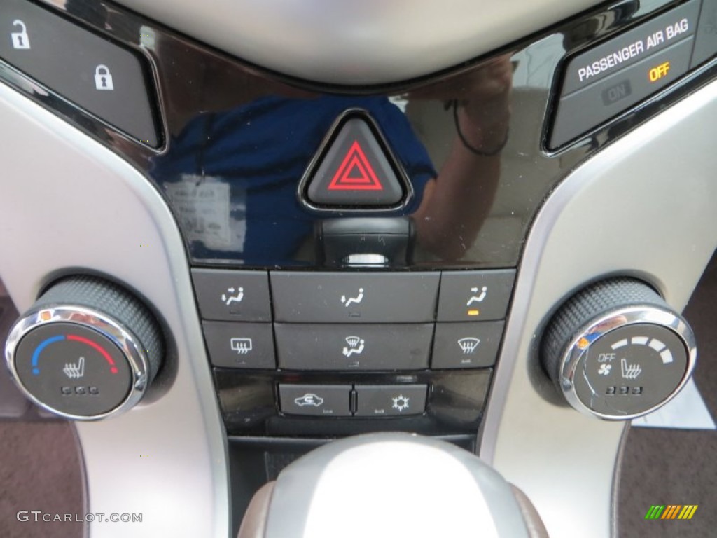 2012 Chevrolet Cruze LT Controls Photo #80893996