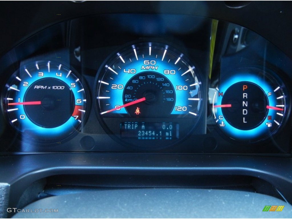 2011 Ford Fusion SEL Gauges Photos