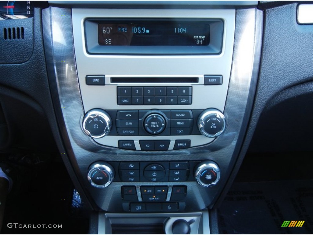 2011 Ford Fusion SEL Controls Photo #80896248