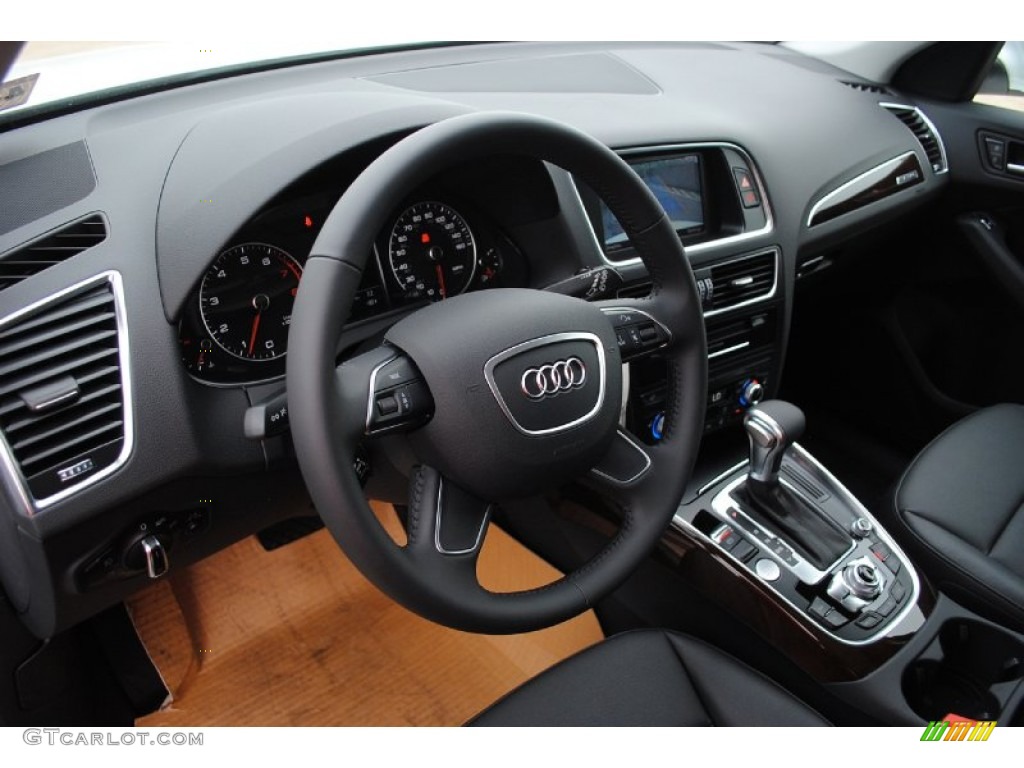 2013 Audi Q5 2.0 TFSI quattro Black Dashboard Photo #80899190