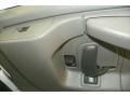 Summit White - Express 2500 Commercial Van Photo No. 9