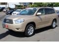 2010 Sandy Beach Metallic Toyota Highlander SE 4WD  photo #3