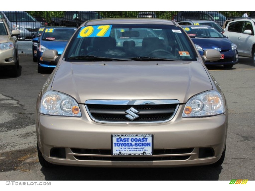 2007 Forenza Sedan - Champagne Beige Metallic / Grey photo #2