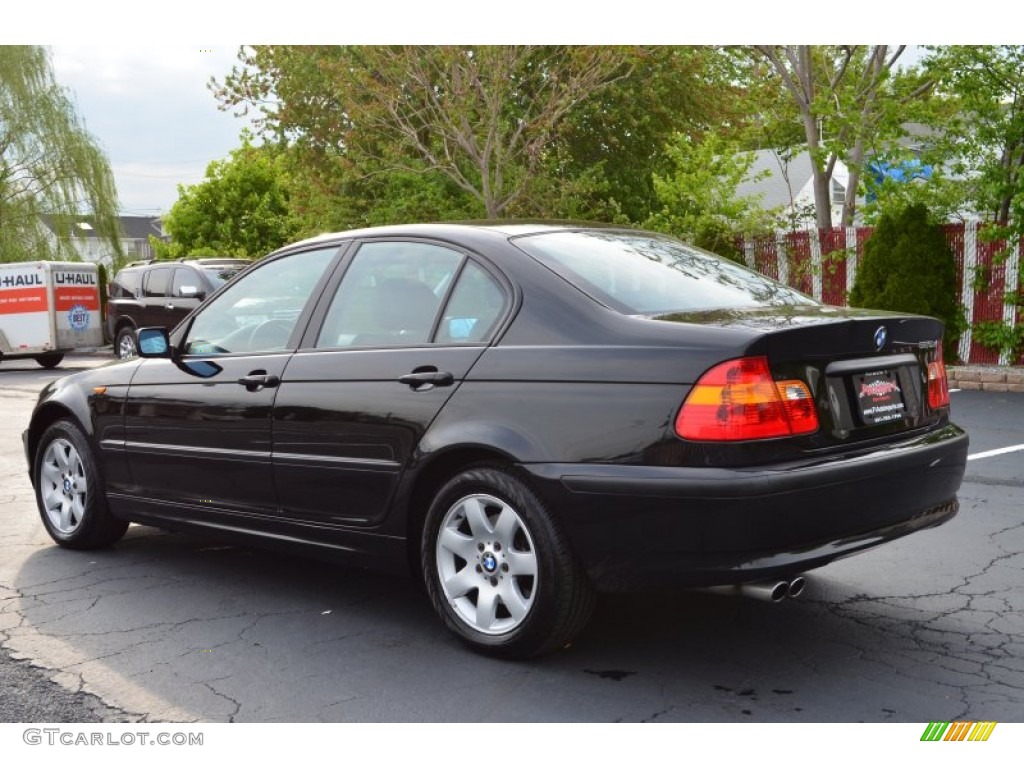 2004 3 Series 325xi Sedan - Jet Black / Black photo #5