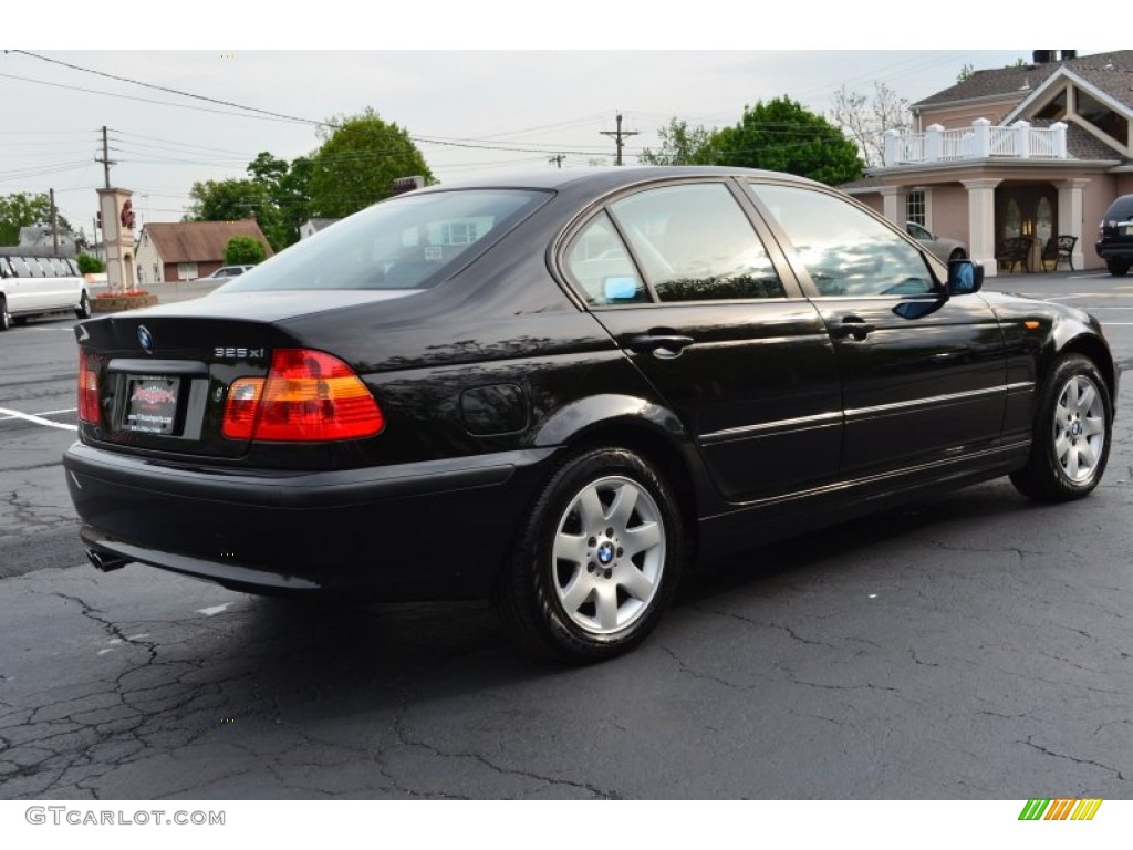2004 3 Series 325xi Sedan - Jet Black / Black photo #6