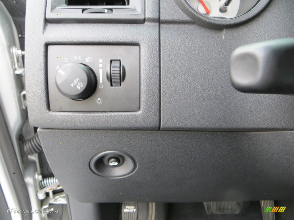 2010 Dodge Charger SRT8 Controls Photo #80905293