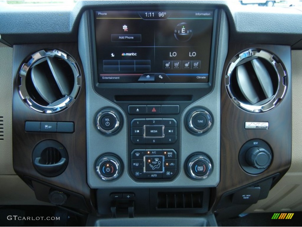 2013 Ford F350 Super Duty Lariat Crew Cab Controls Photo #80906190
