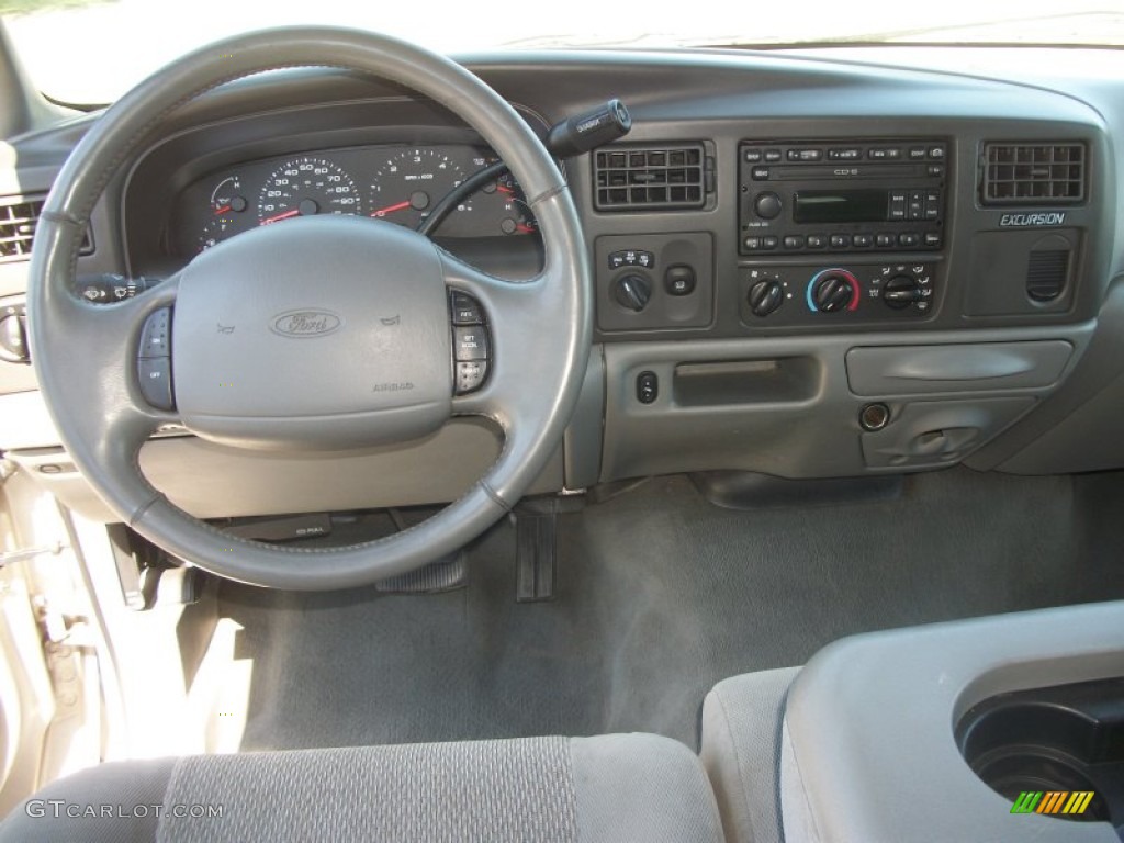 2002 Ford Excursion XLT 4x4 Medium Flint Dashboard Photo #80906225