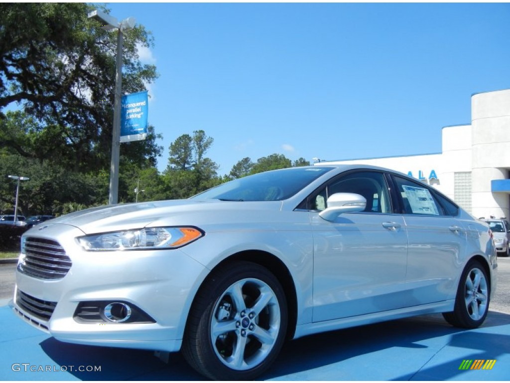 2013 Fusion SE 1.6 EcoBoost - Ingot Silver Metallic / SE Appearance Package Charcoal Black/Red Stitching photo #1