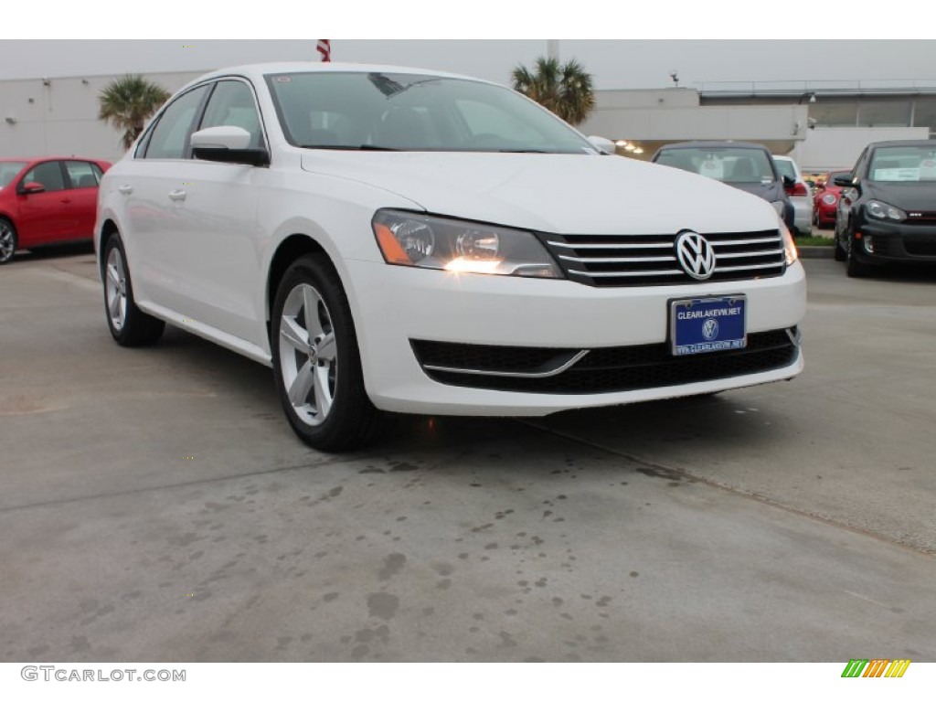 2013 Passat 2.5L SE - Candy White / Titan Black photo #1