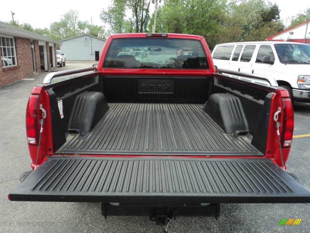 1998 C/K K1500 Regular Cab 4x4 - Victory Red / Red photo #23