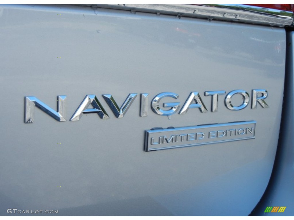 2013 Lincoln Navigator Monochrome Limited Edition 4x2 Marks and Logos Photos
