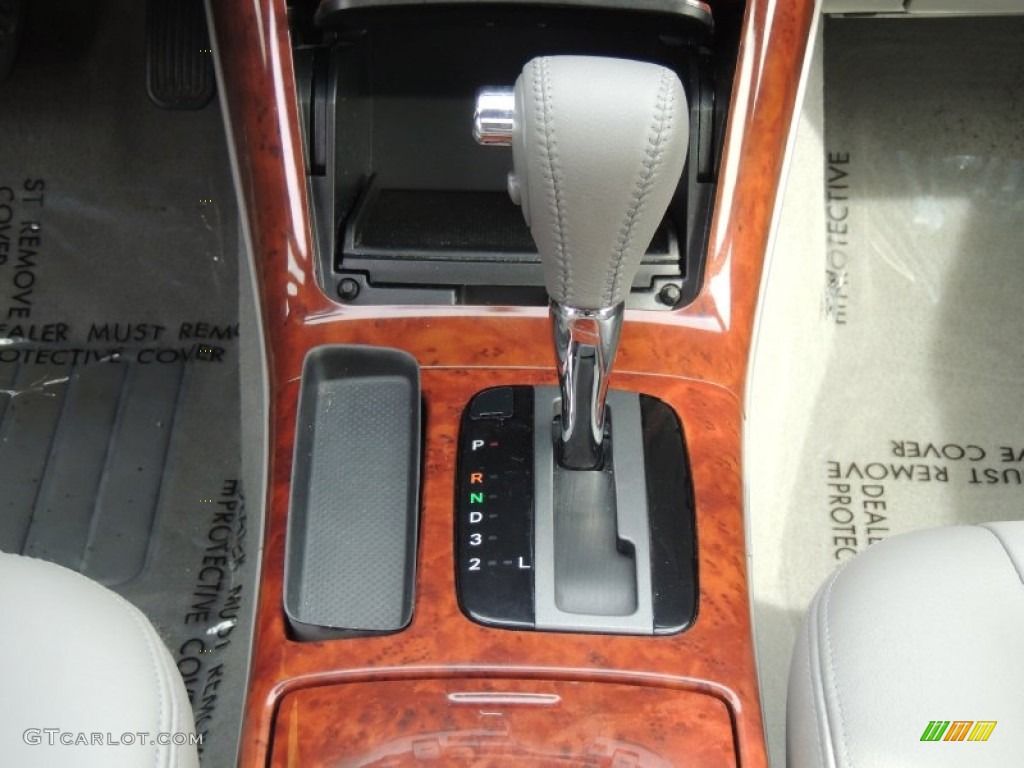 2005 Toyota Camry XLE Transmission Photos