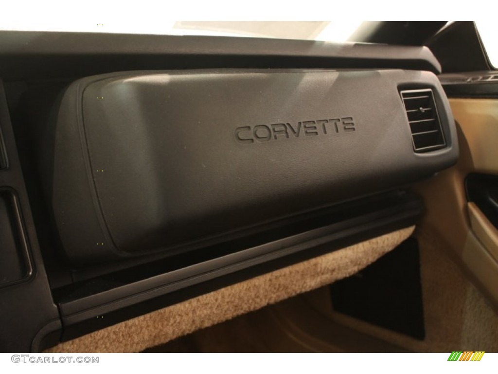 1986 Corvette Coupe - Black / Saddle photo #16