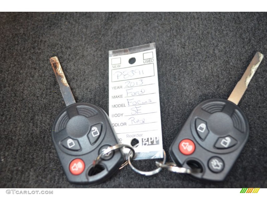 2013 Ford Focus SE Hatchback Keys Photo #80912121