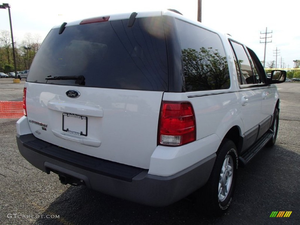 2003 Expedition XLT 4x4 - Oxford White / Flint Grey photo #4