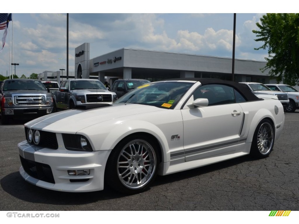 2007 Mustang GT Premium Convertible - Performance White / Light Graphite photo #9