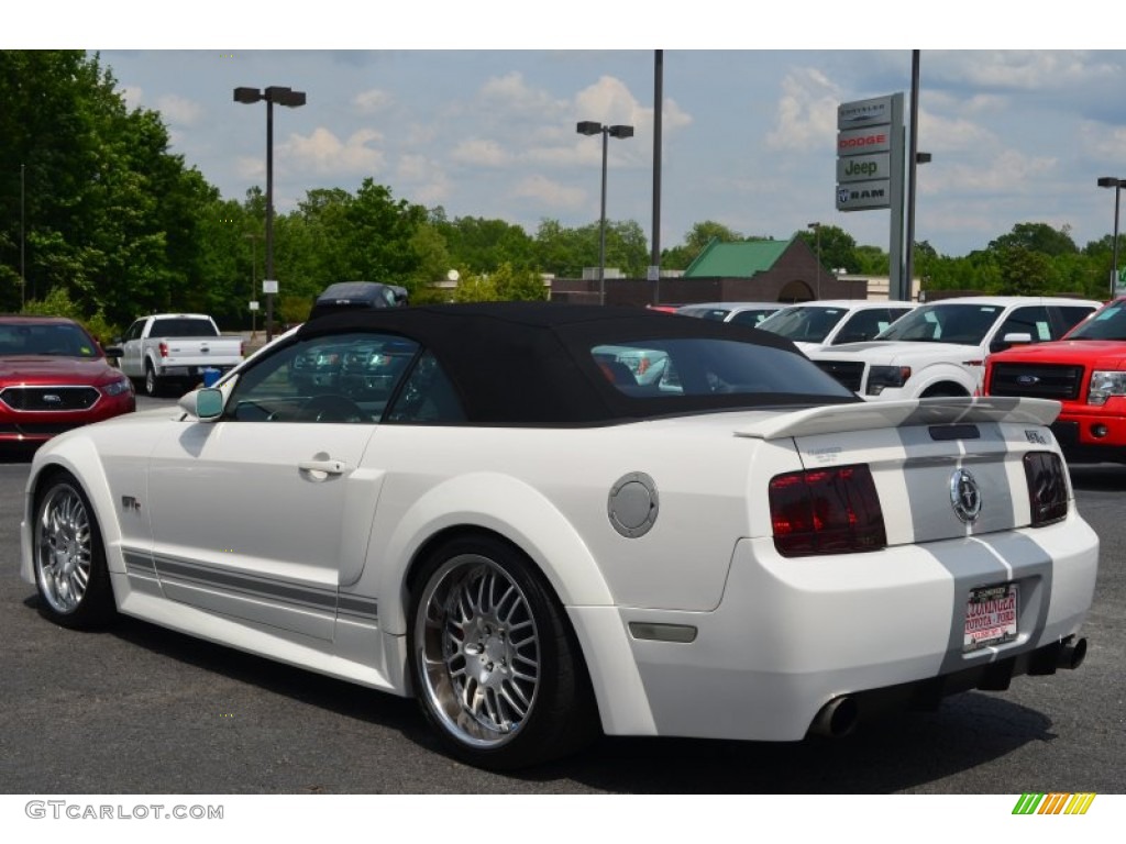 2007 Mustang GT Premium Convertible - Performance White / Light Graphite photo #36