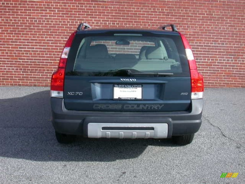 2007 XC70 AWD Cross Country - Barents Blue Metallic / Taupe photo #8
