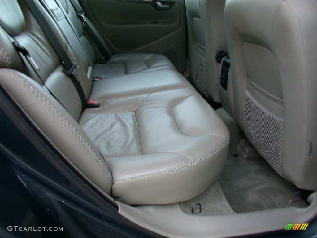 2007 XC70 AWD Cross Country - Barents Blue Metallic / Taupe photo #18
