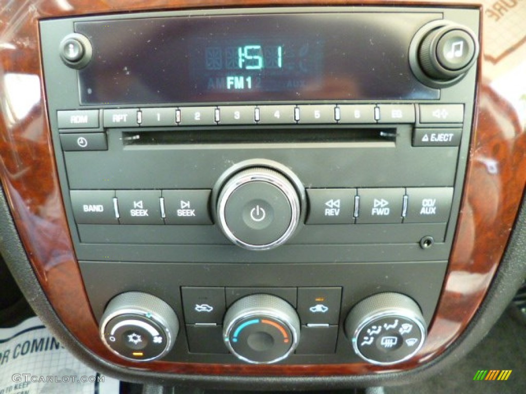2008 Chevrolet Impala LS Controls Photo #80915625