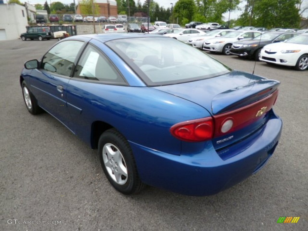 2005 Cavalier Coupe - Arrival Blue Metallic / Graphite Gray photo #5