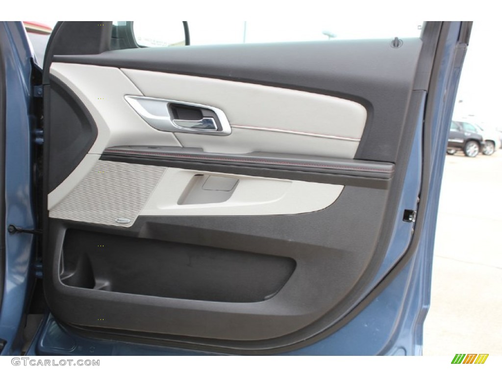 2011 GMC Terrain SLT Door Panel Photos