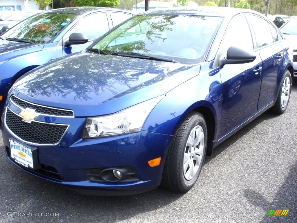 Blue Topaz Metallic Chevrolet Cruze