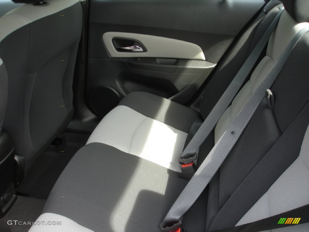 2013 Cruze LS - Blue Topaz Metallic / Jet Black/Medium Titanium photo #3