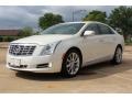 White Diamond Tricoat - XTS Premium FWD Photo No. 2