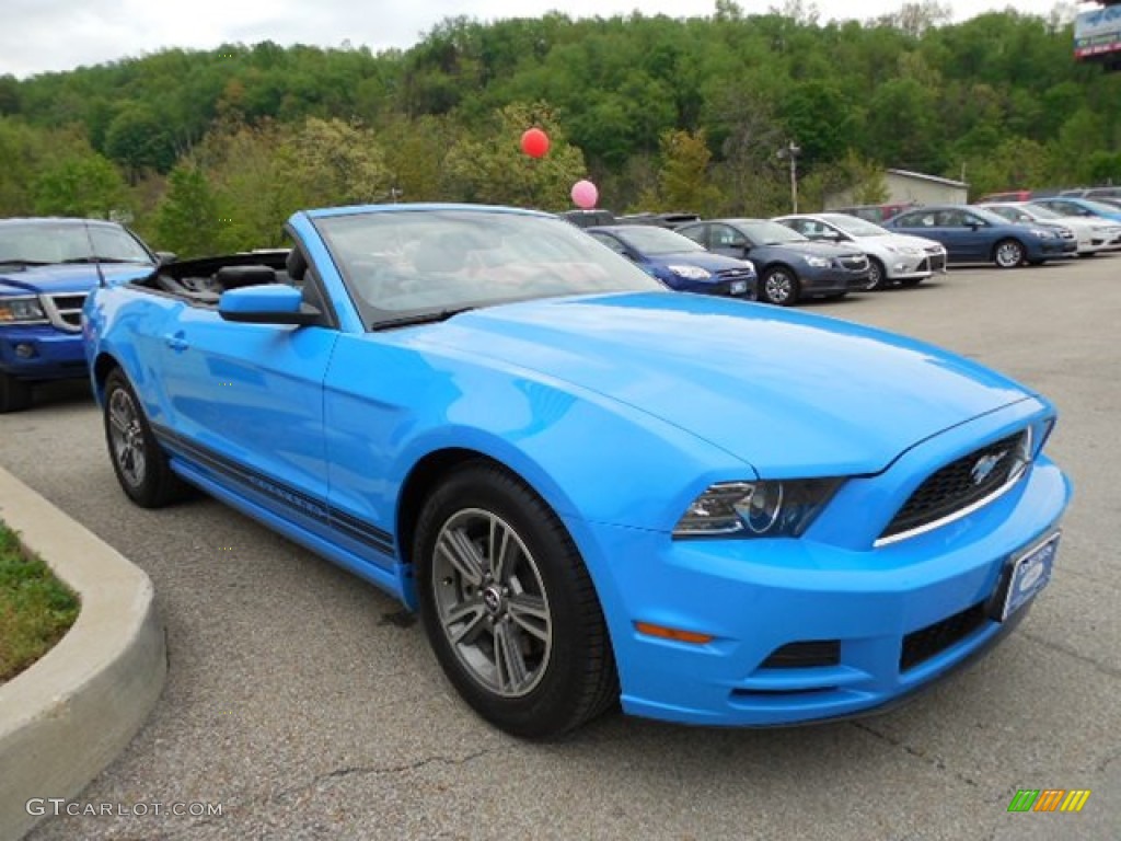 Grabber Blue 2013 Ford Mustang V6 Premium Convertible Exterior Photo #80918342