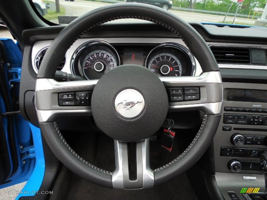 2013 Mustang V6 Premium Convertible - Grabber Blue / Charcoal Black photo #11