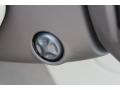 White Diamond Tricoat - XTS Premium FWD Photo No. 35