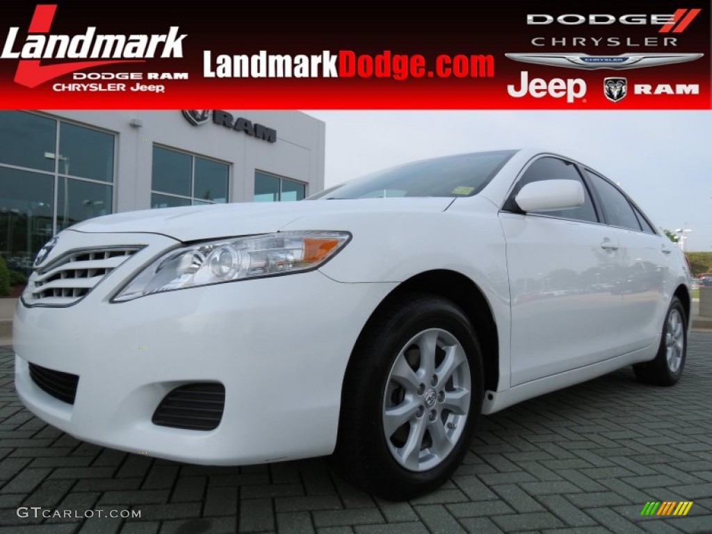 2011 Camry LE V6 - Super White / Bisque photo #1