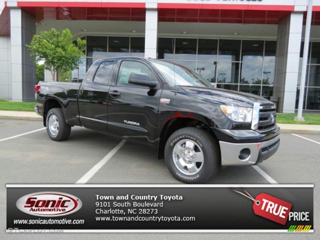 2013 Tundra SR5 TRD Double Cab 4x4 - Black / Graphite photo #1