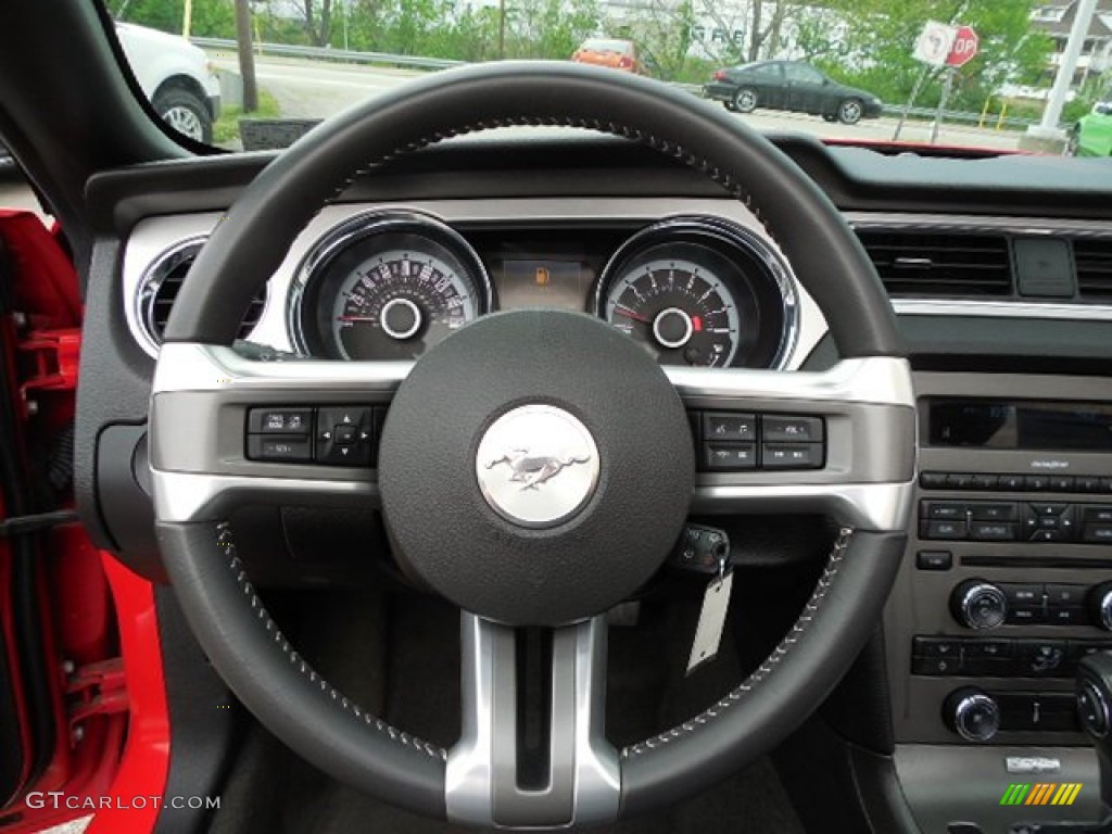 2013 Ford Mustang V6 Premium Convertible Charcoal Black Steering Wheel Photo #80919856