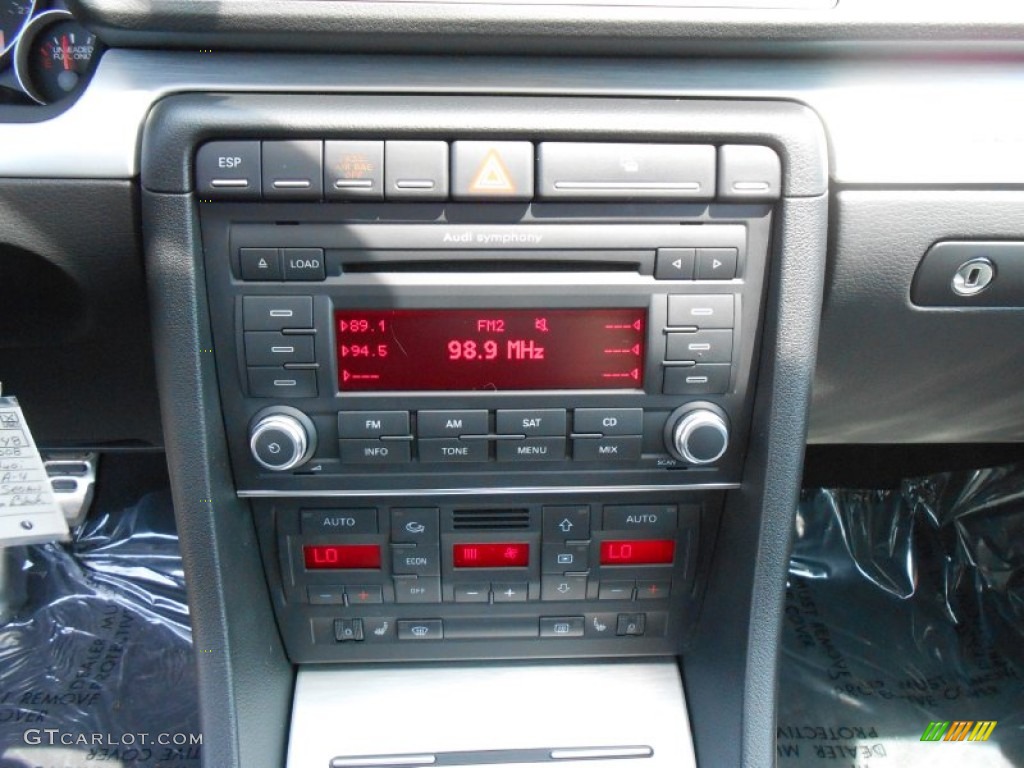 2008 Audi A4 2.0T quattro Sedan Controls Photo #80920023