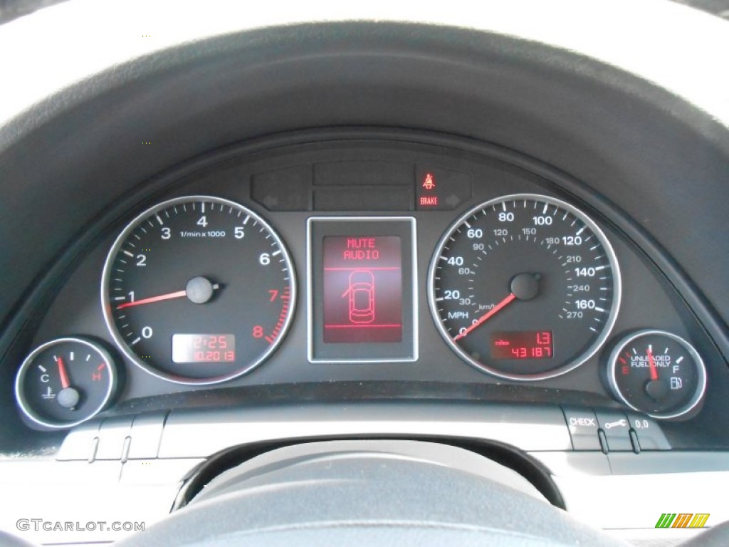 2008 Audi A4 2.0T quattro Sedan Gauges Photos