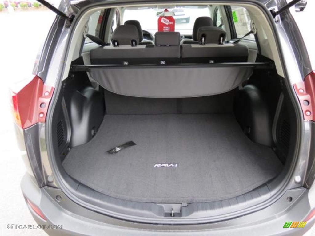2013 Toyota RAV4 XLE Trunk Photo #80921808