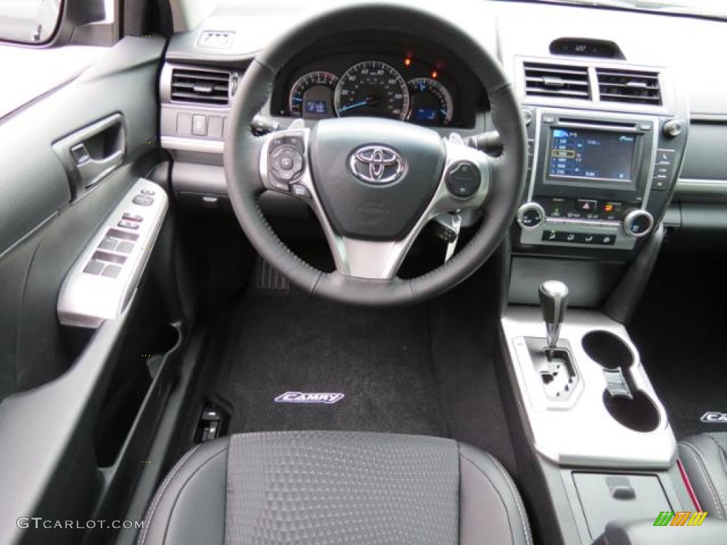 2013 Camry SE - Cosmic Gray Metallic / Black photo #5
