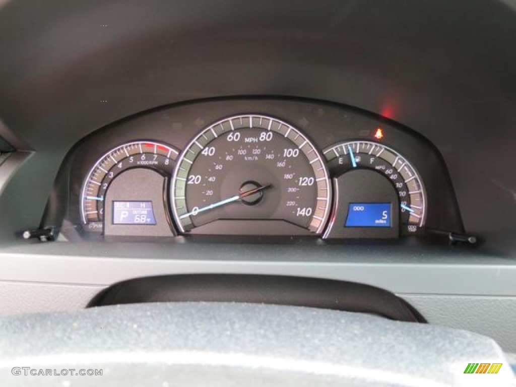 2013 Camry SE - Cosmic Gray Metallic / Black photo #11