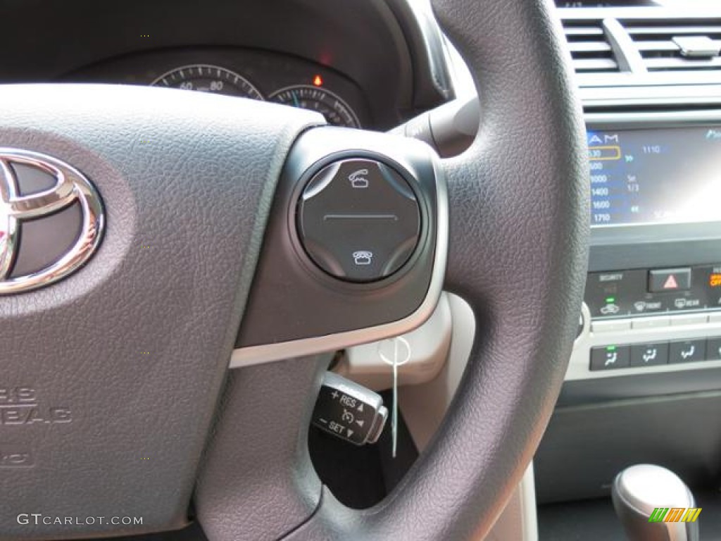 2013 Camry LE - Classic Silver Metallic / Ash photo #15