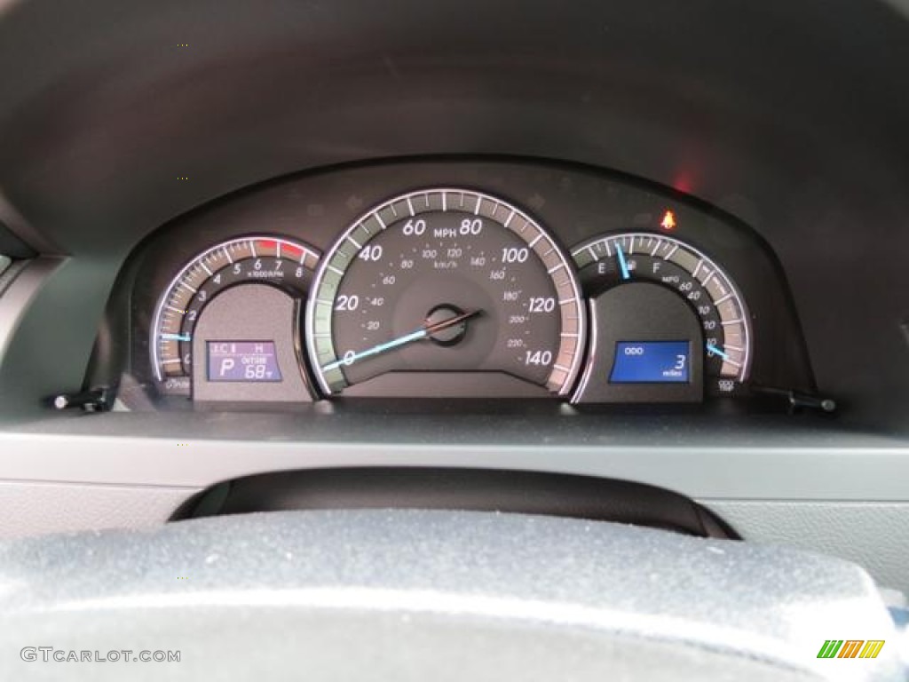 2013 Camry SE - Magnetic Gray Metallic / Black photo #11