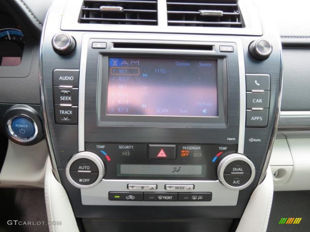 2013 Camry Hybrid XLE - Magnetic Gray Metallic / Light Gray photo #13