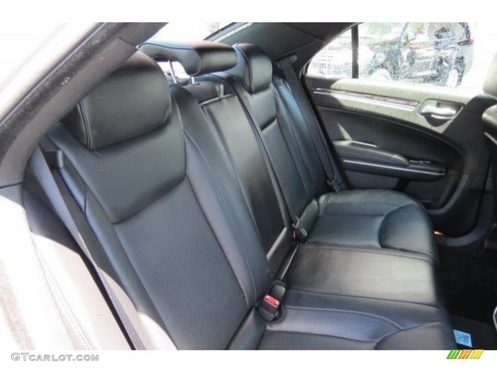 2012 300 C - Bright Silver Metallic / Black photo #14