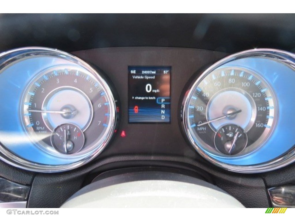 2012 300 C - Bright Silver Metallic / Black photo #16